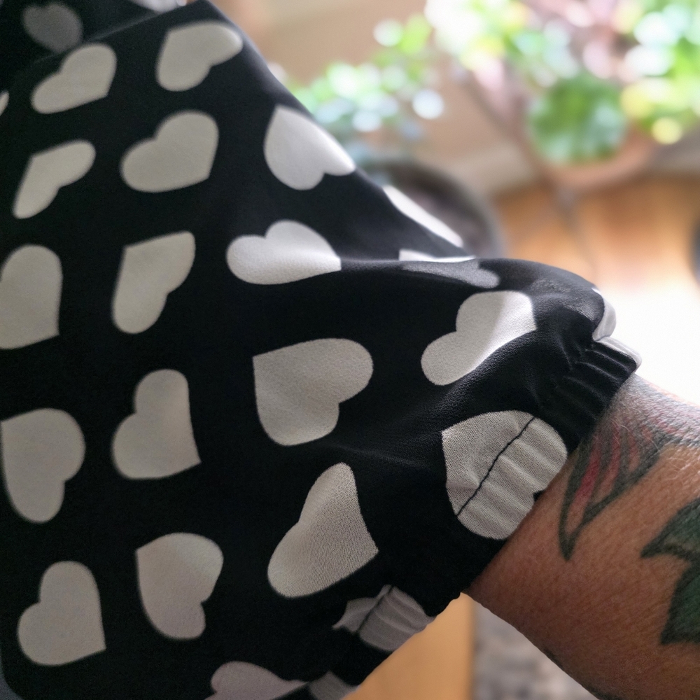 Express | Black and White Hearts Halter Tank Sm - Picture 8 of 11